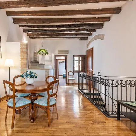 Charm In Villanova - Centre *